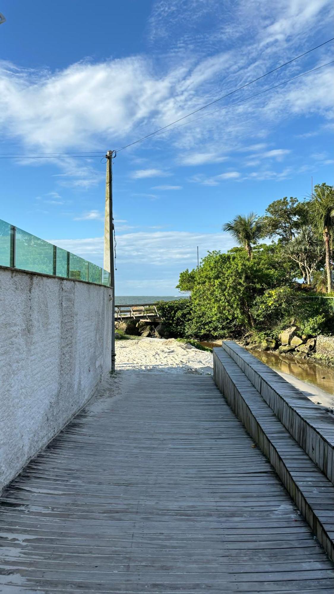 Apto Em Condominio No Centro De Bombinhas, Proximo Da Praia المظهر الخارجي الصورة