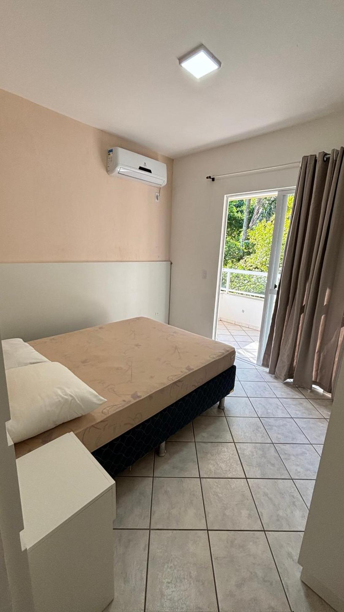 Apto Em Condominio No Centro De Bombinhas, Proximo Da Praia المظهر الخارجي الصورة